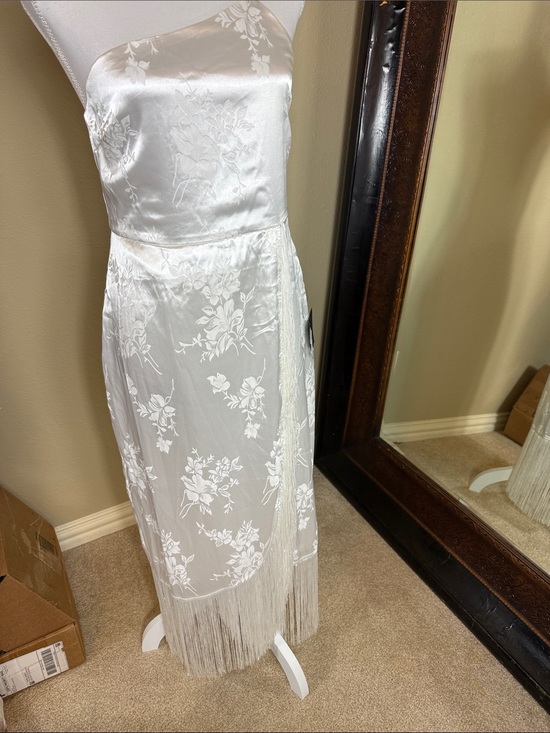 Lulus Dresses & Skirts - Lulu's White One-Shoulder Satin Floral Fringe Slip Dress size medium NWT